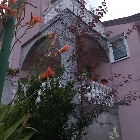 Villa Vila Senka *